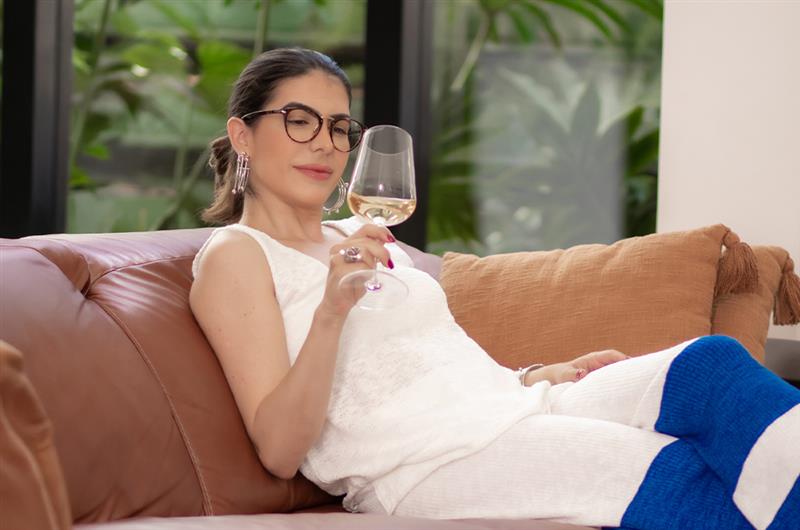 Camila Cenci ensina a descobrir o vinho ideal para cada paladar