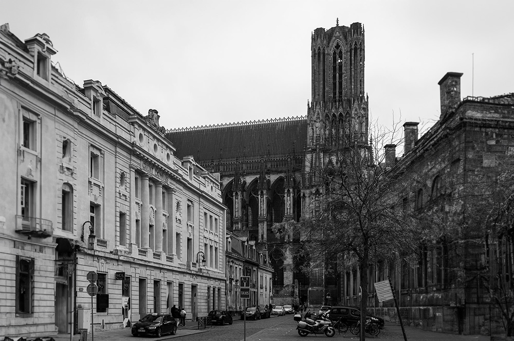 Catedral de Notre-Dame de Reims: Camila Cenci Conhece o Patrimônio Cultural da França