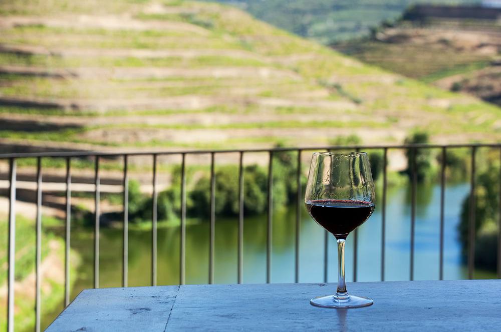 Como o Vinho Barolo se Tornou Parte da História da Itália